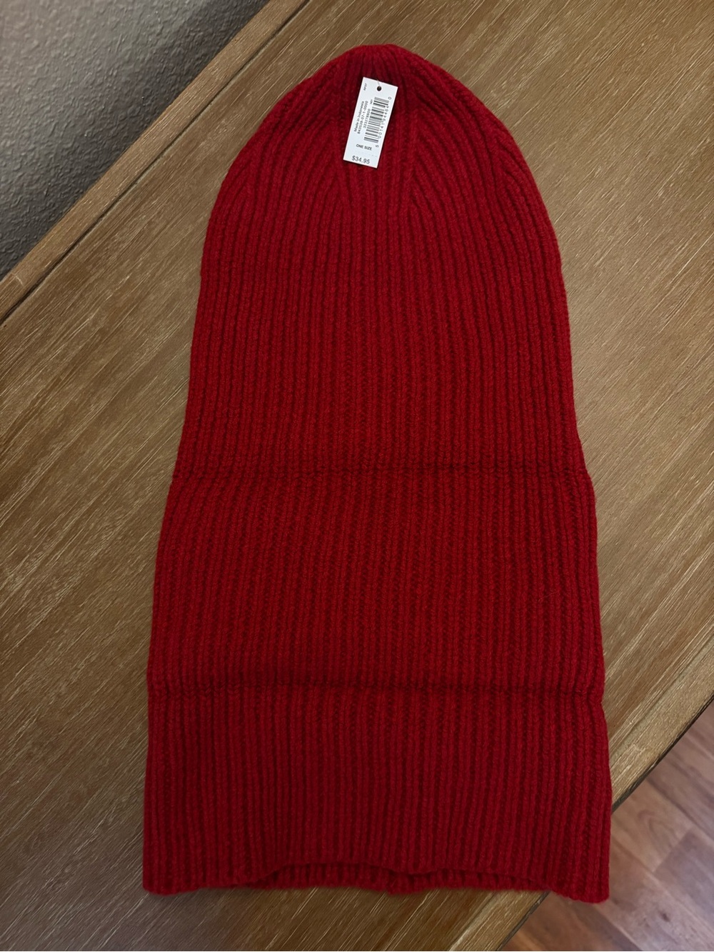 GAP Red Ribbed Cuffed Beanie - Picture 6 of 7